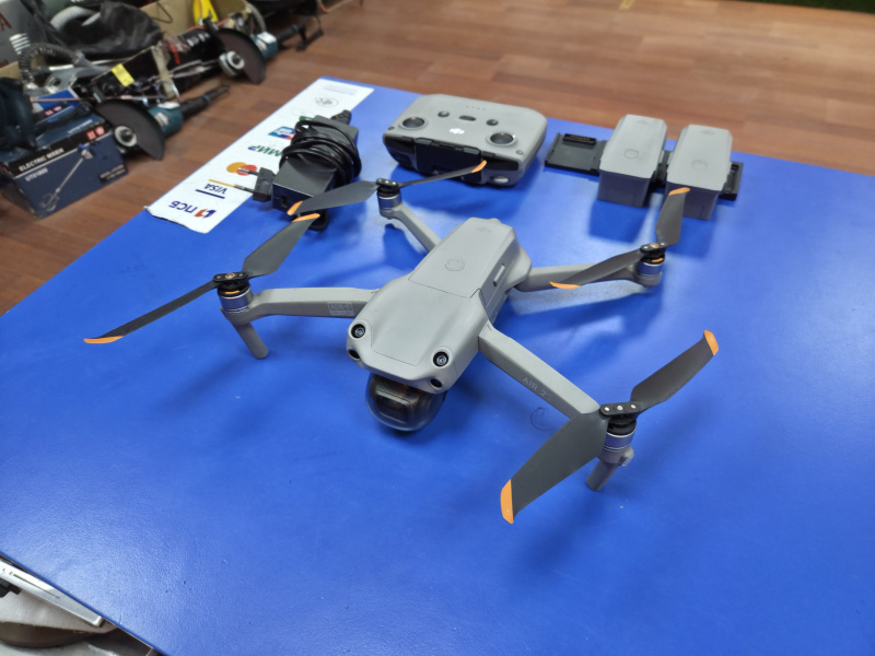 Квадрокоптер DJI Mavic AIR 2S
