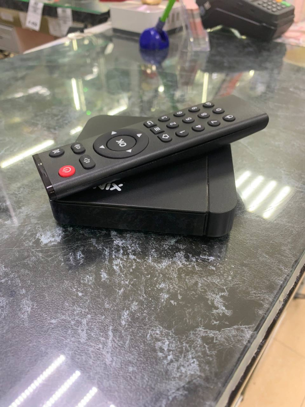 Приставка Tanix  W2