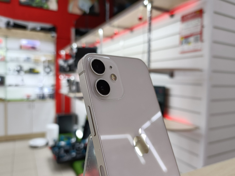 Мобильный телефон Apple iPhone 12 Mini