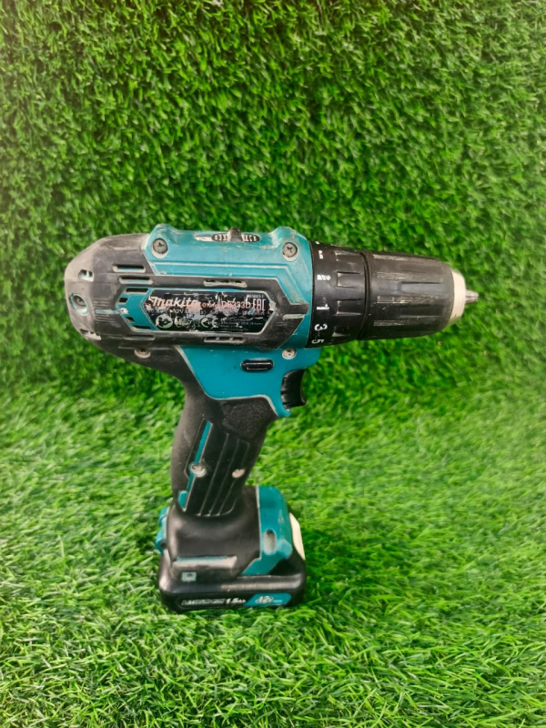 Шуруповерт Makita DF333D