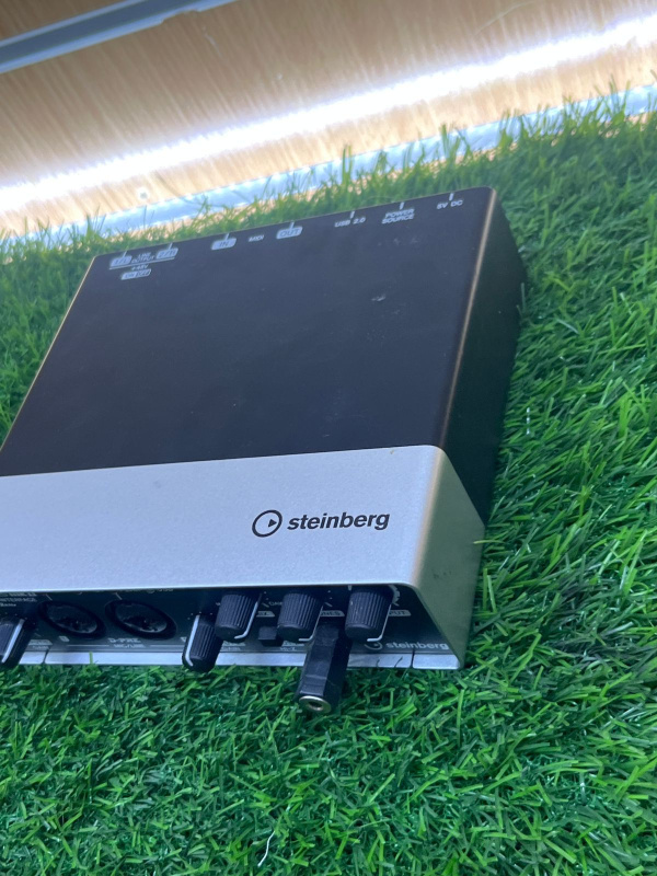 Ресивер Steinberg Звуковая карта UR22
