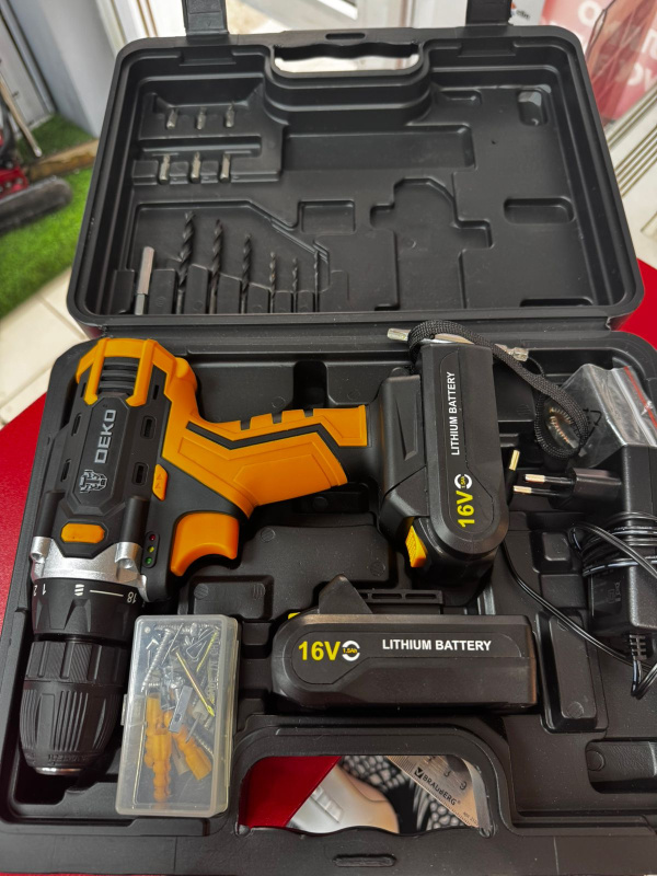 Шуруповерт Deko DKCD16FU-Li