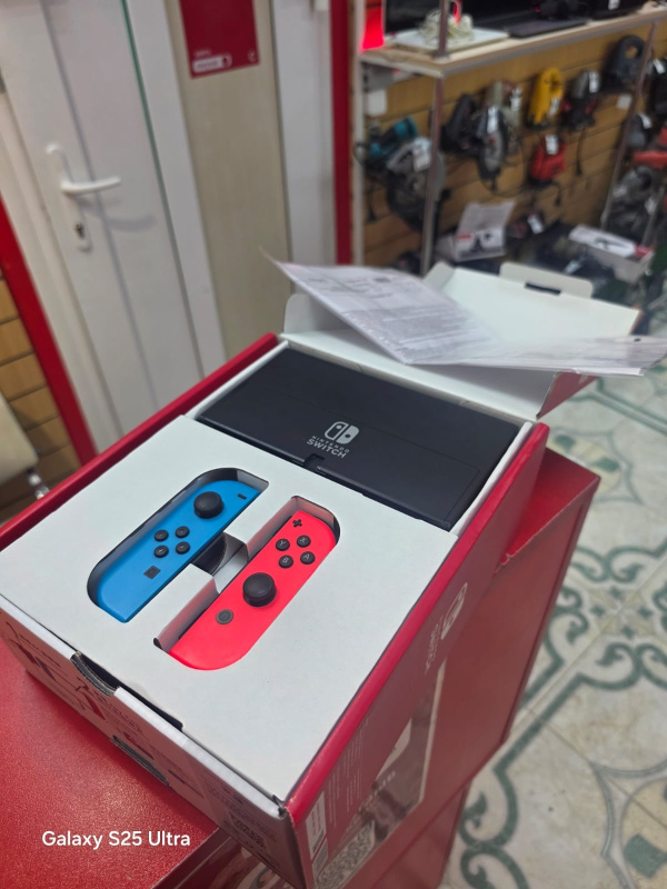 Игровая приставка Nintendo Switch Oled