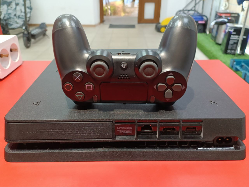 Купить Игровая приставка Приставка Sony play staytion 4 slim Б/У за 0 ...
