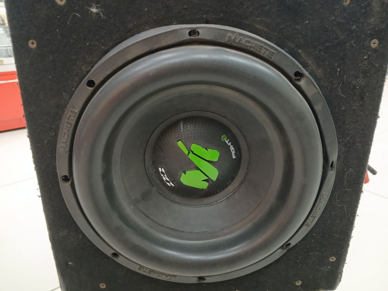 Авто сабвуфер Machete Fight mf-12s 12 d2