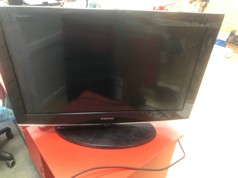 Телевизор Samsung LE32A451C1