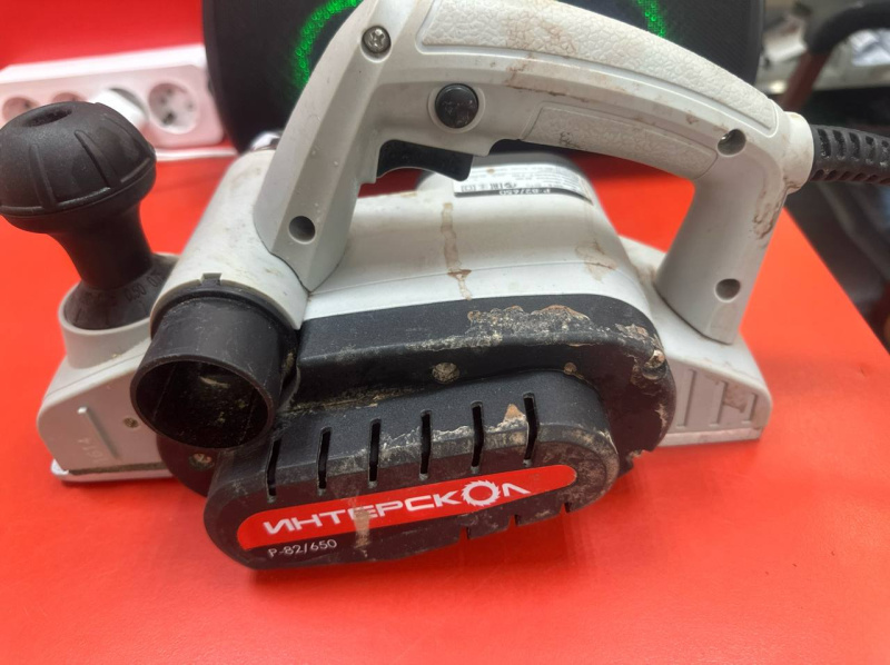 Электрорубанок Интерскол Р-82-650