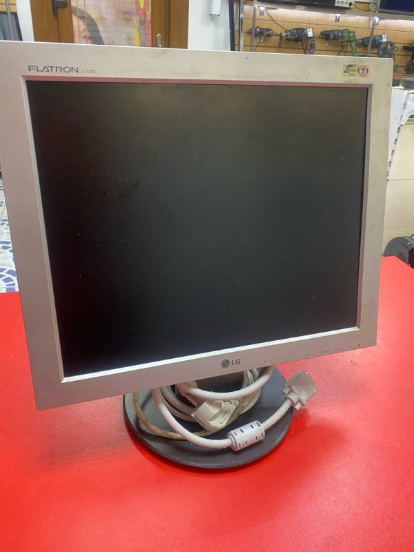 Монитор LG 19 б/у купить в комиссионном магазине "Удача"