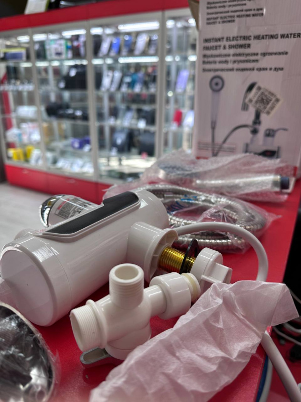 Водонагреватель электрический  1