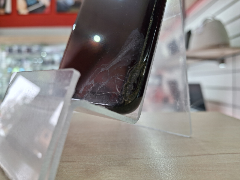 Мобильный телефон Samsung Galaxy S8