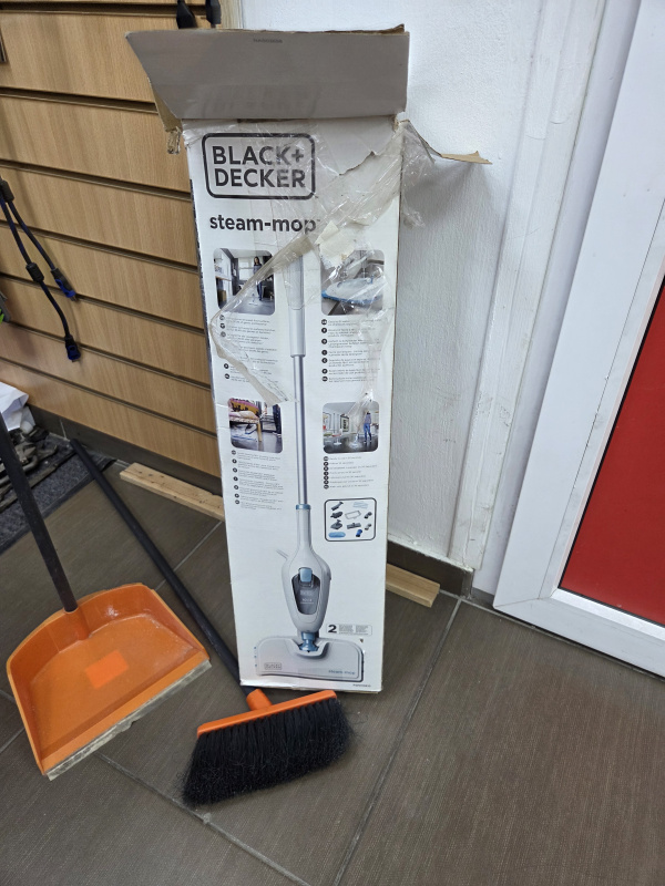 Отпариватель Black*Decker STEAM-MOP