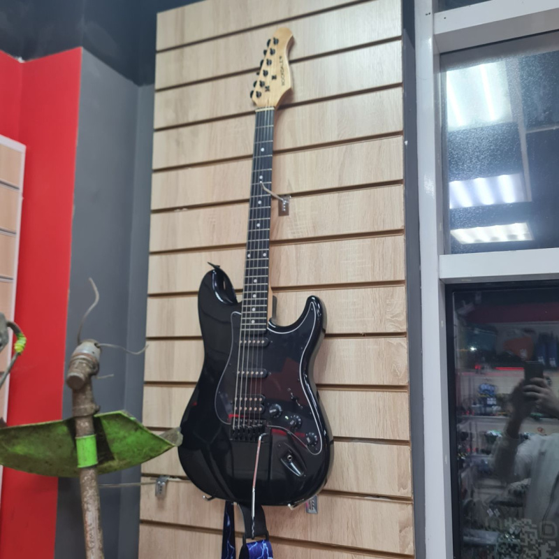 Электрогитара Другой Rocdale