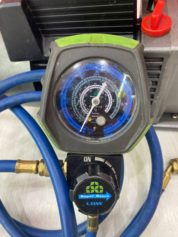 насос   вакумный насос для кондиционеров с ман. коллектаро