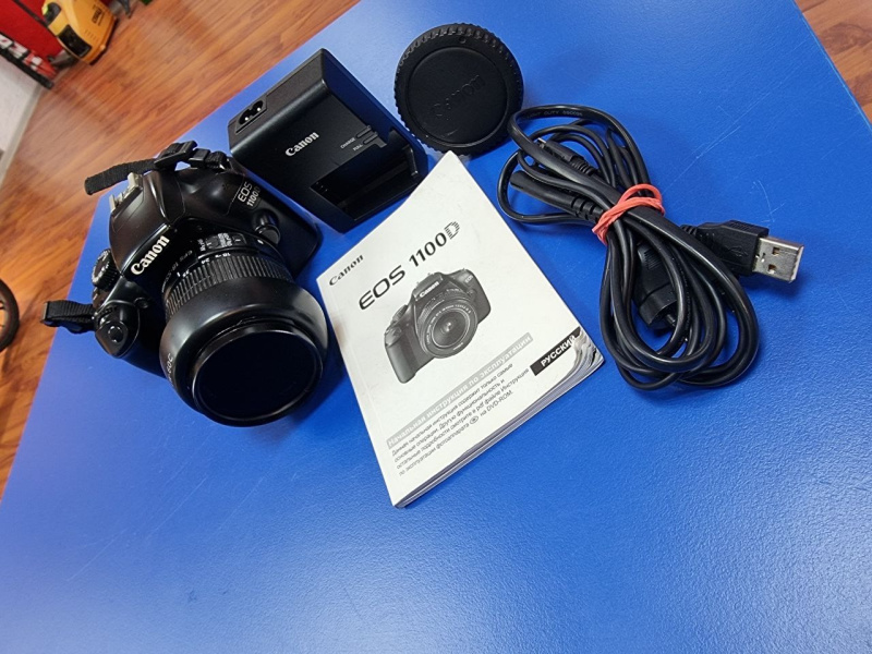 Фотоаппарат Canon EOS 1100D