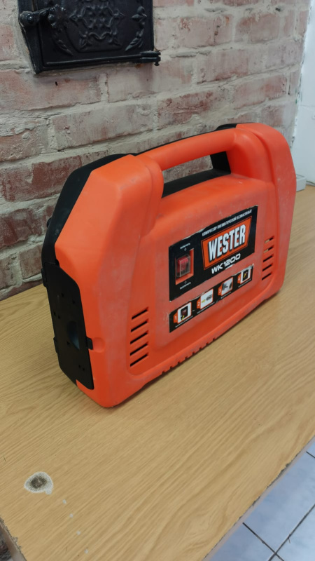 Безмаслянный компрессор Wester WK1200