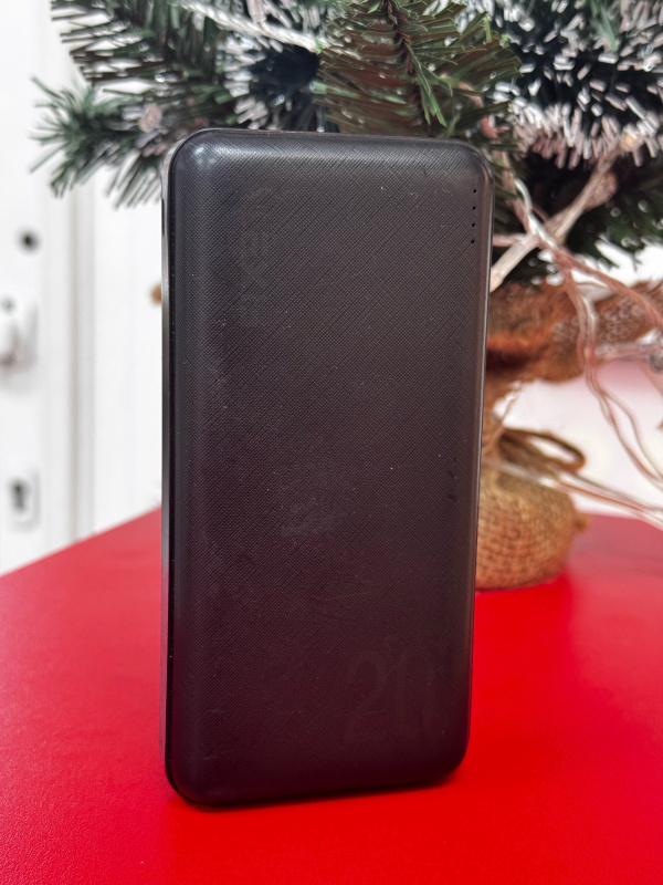 Внешний аккумулятор Fixtec не указана