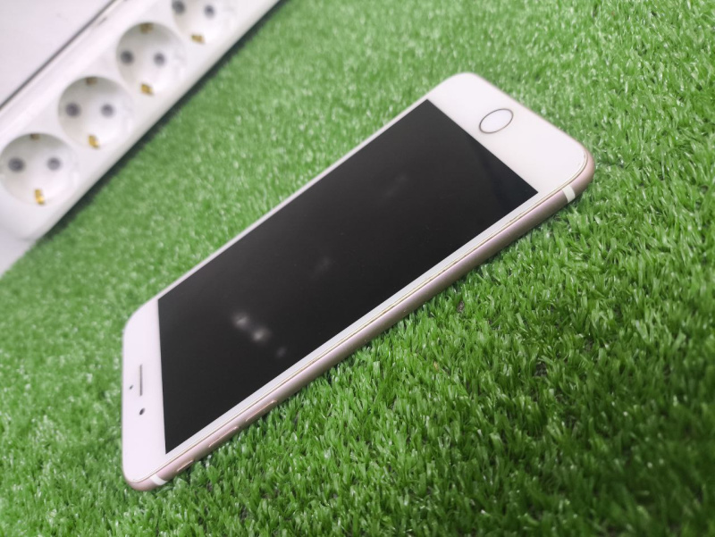 Мобильный телефон Apple iPhone 7 Plus