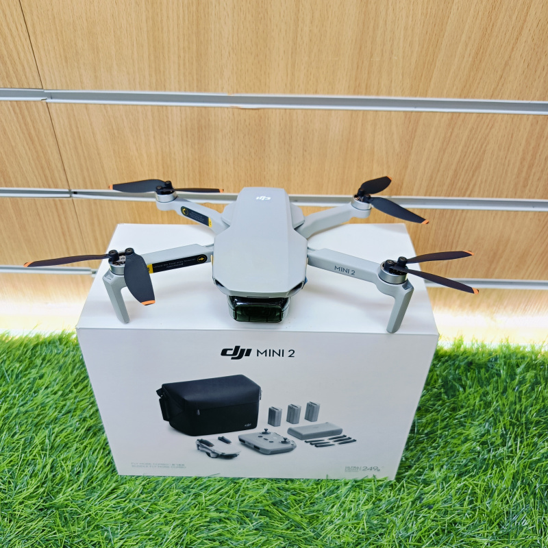 Квадрокоптер DJI Mini 2