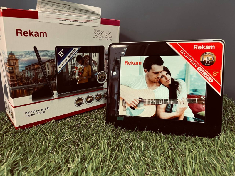 Фоторамка Rekam DejaView SL880