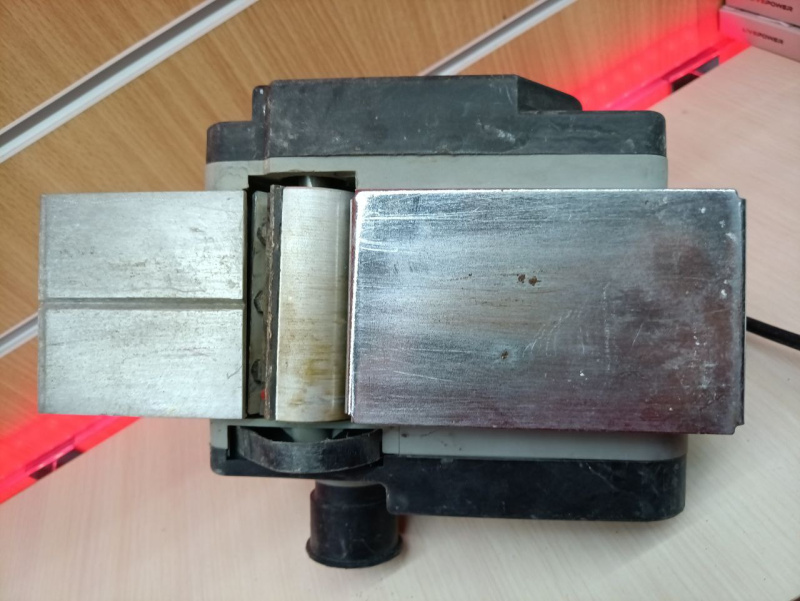 Электрорубанок Forte p 3-82