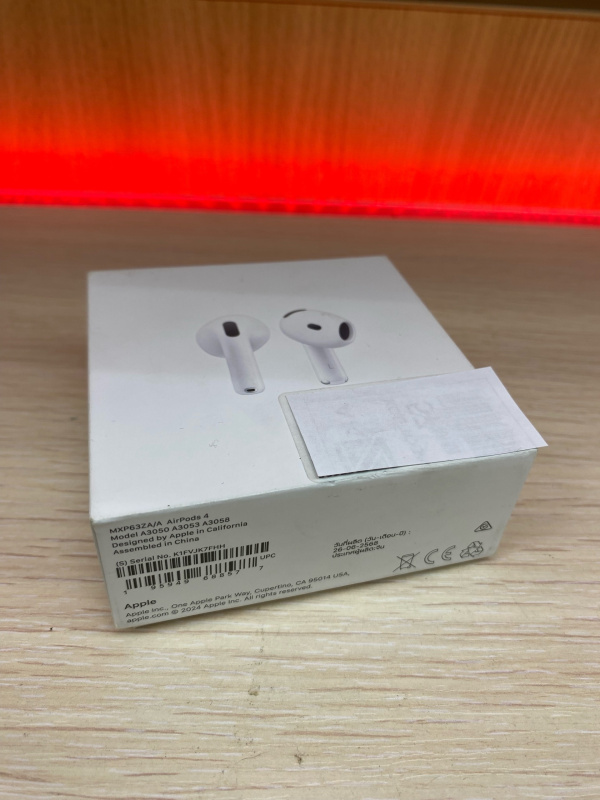 Наушники Apple AIRPODS 4