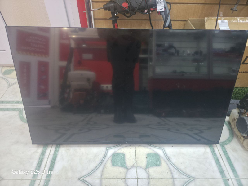 Телевизор DEXP 43UCY1