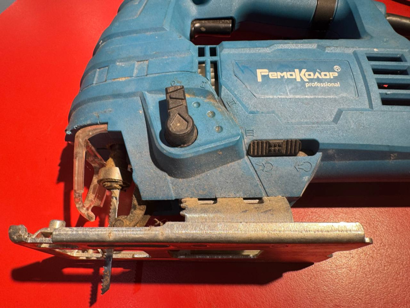 Электролобзик Ремоколор ЛЭ 80/800