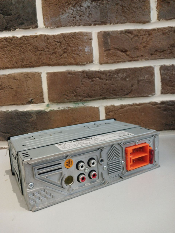 Автомагнитола Digma MCP-450