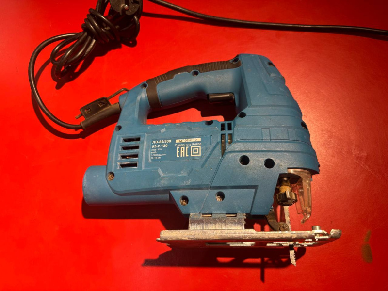 Электролобзик Ремоколор ЛЭ 80/800