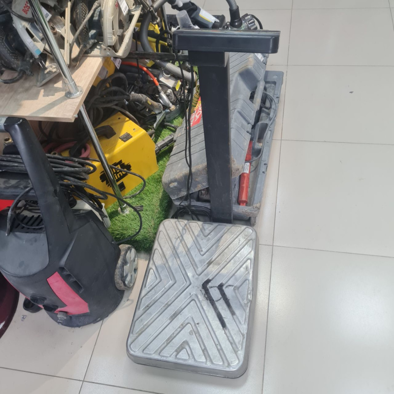 Весы  напольные