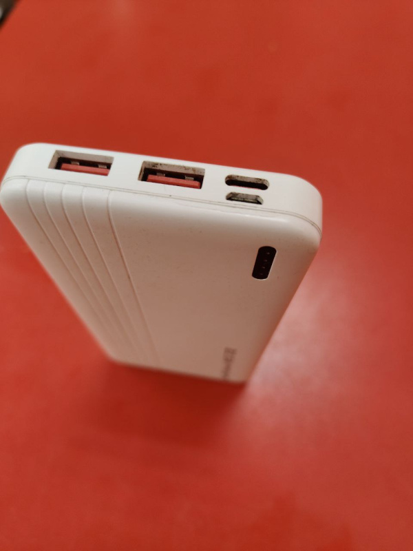 Внешний аккумулятор  MAIMI