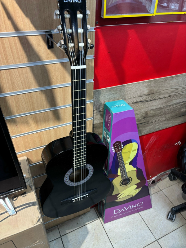 Акустиеская гитара DaVinci DC 50-A