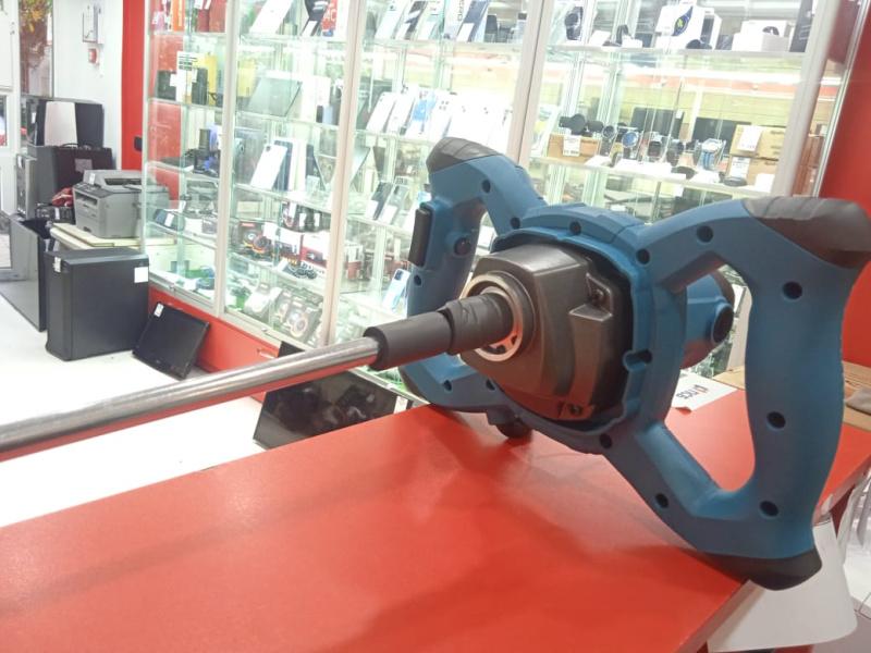 Строительный миксер Makita UT1200