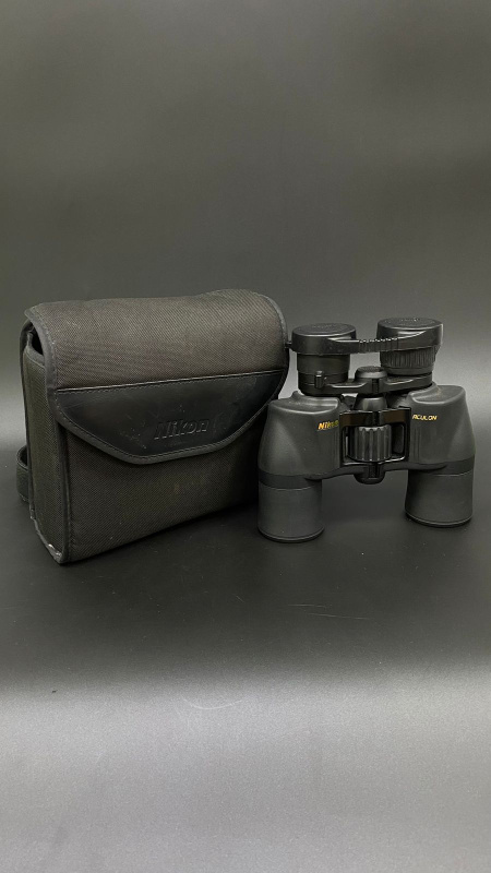 Бинокль Nikon Aculon а211