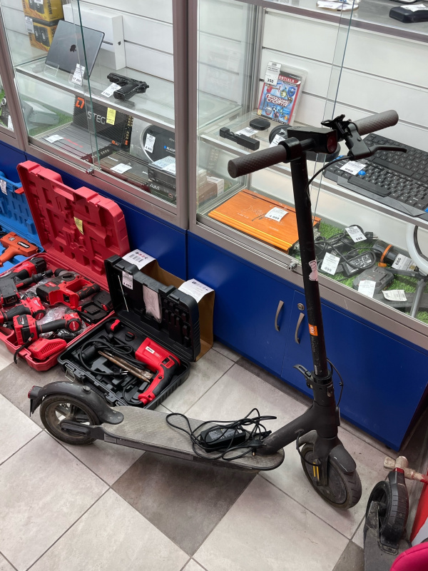 Самокат Xiaomi MI SCOOTER 1S