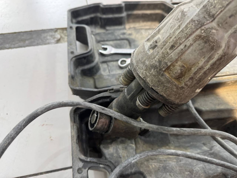 Отбойный молоток P.I.T. GSH65-C3