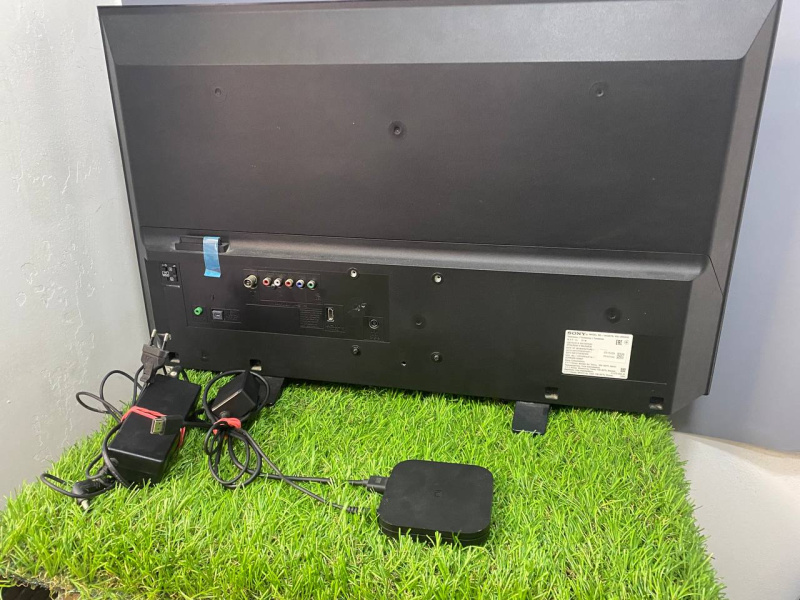 Телевизор Sony KDL-32R303C