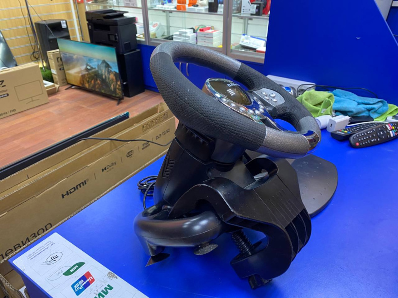 Игровой руль Defender forsage gtr