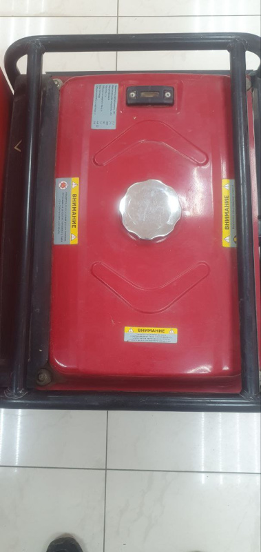 Бензогенератор Elitech БЭС 3000 Р