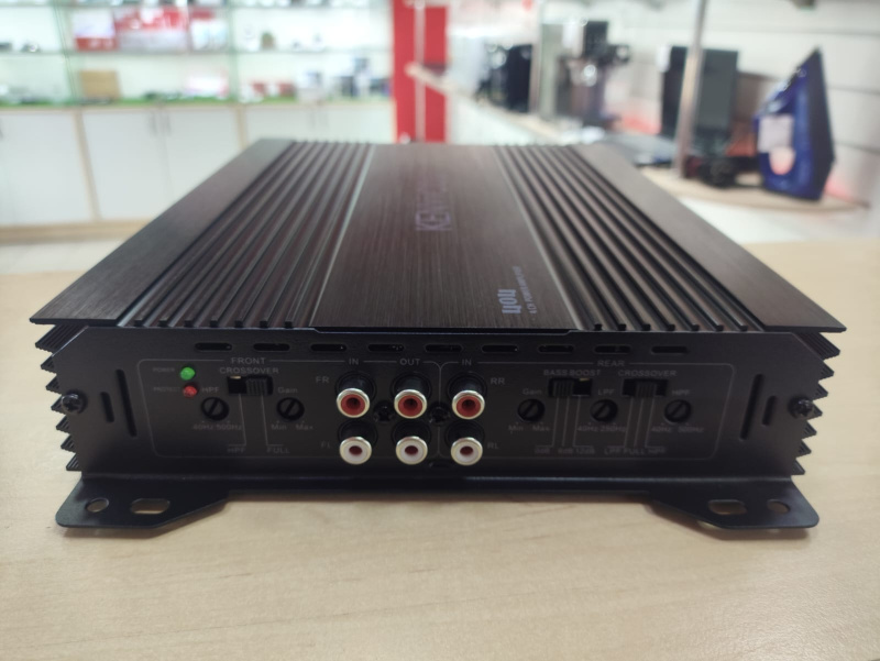 Авто усилитель Kenwood 404