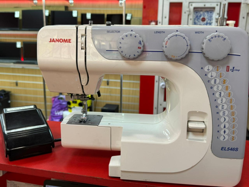 Швейная машина Janome EL546S