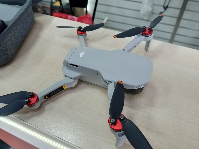 Квадрокоптер DJI 3345