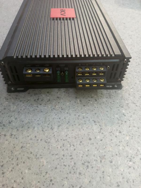 Авто усилитель ACV  lx-4.100acv