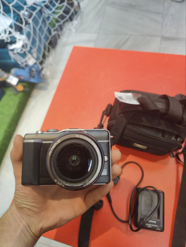 Фотоаппарат  olympus  E-PL1