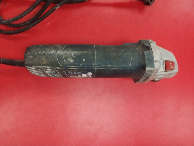Купить Шлифмашинка Bosch GWS700 Б/У за 0 руб. — состояние 9/10