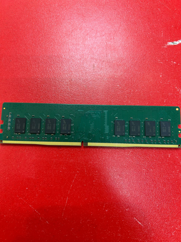 Оперативка Crucial CT8G4DFRA266