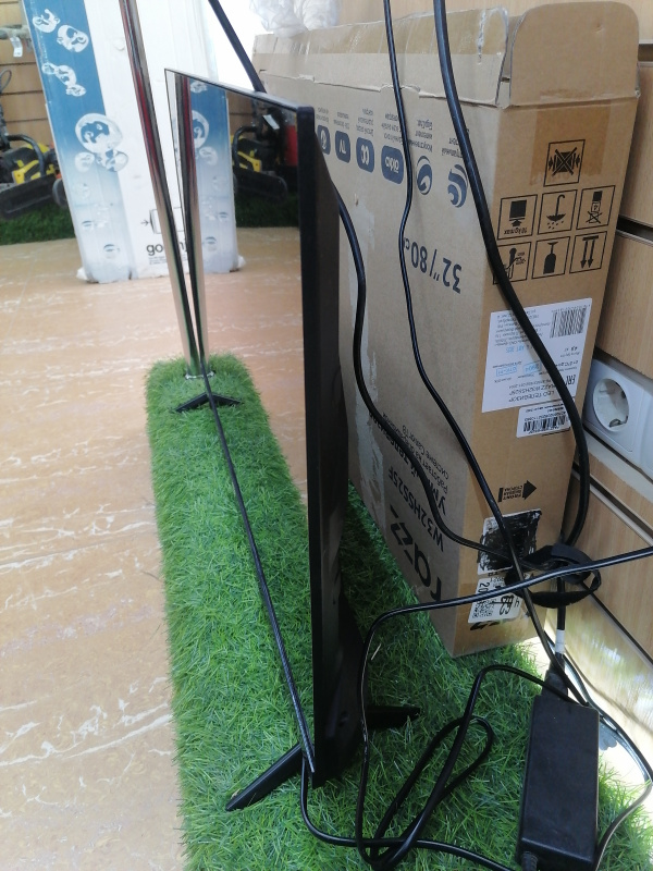 Телевизор Razz W32FSS25FW