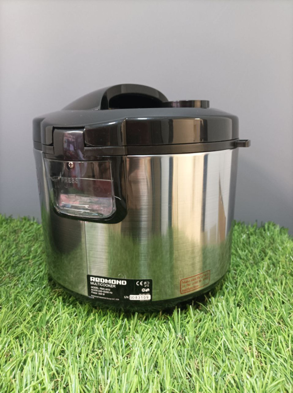 Мультиварка - Redmond RMC-M10