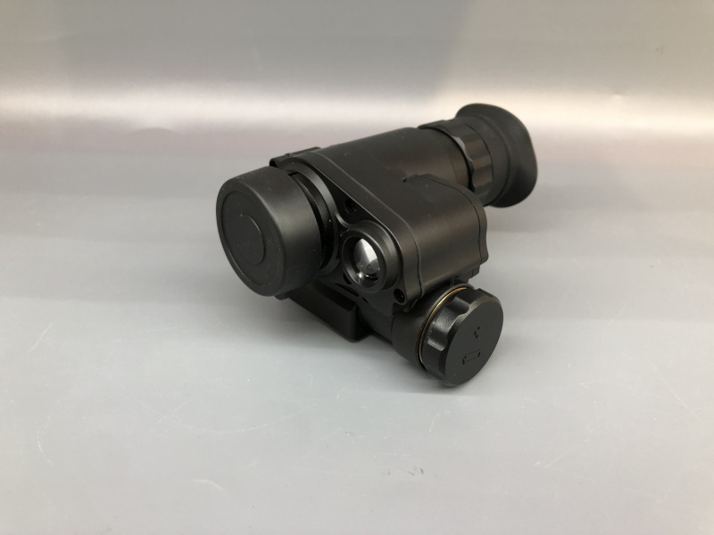 ПРИБОР НОЧНОГО ВИДЕНИЯ  NVG 10