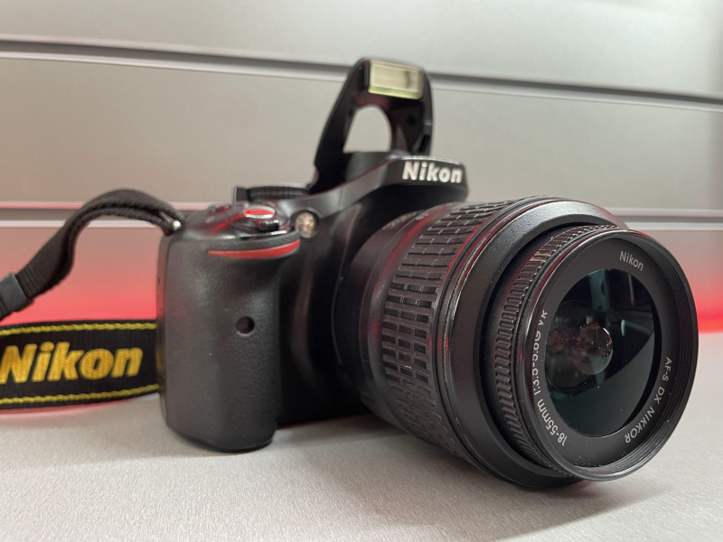 Фотоаппарат Фотоаппарат Nikon В5200